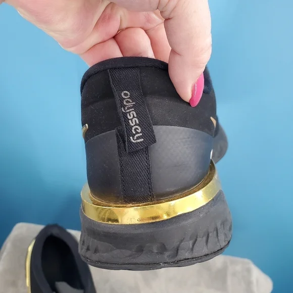 Nike black and gold Odyssey 11 flawed - Picture 8 of 16
